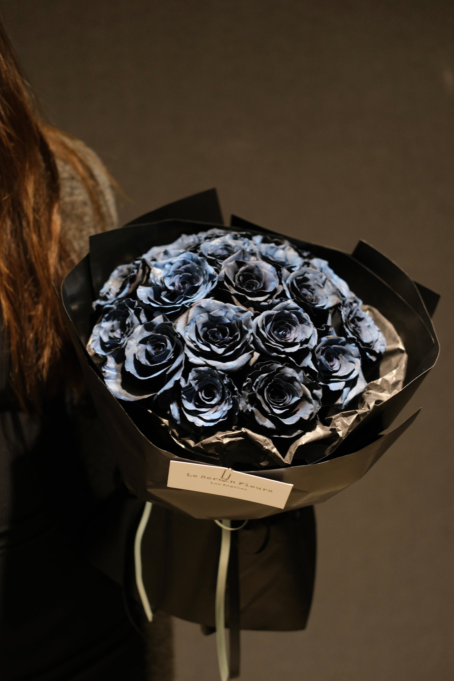 19 stems Black Blue Rose