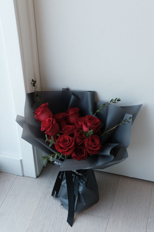 13 stems Red Rose