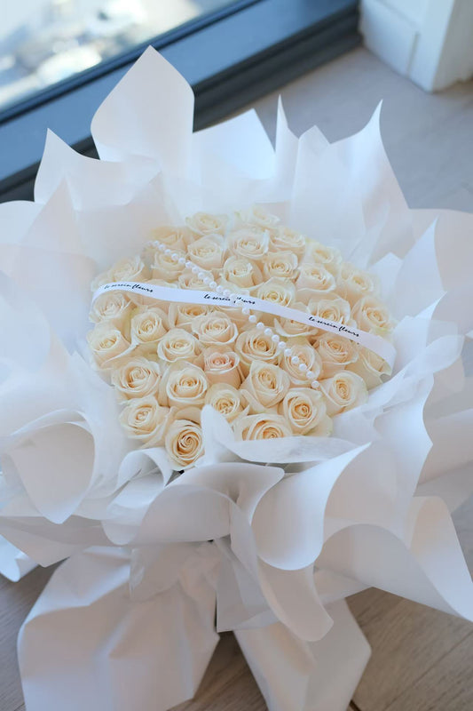 40stems vendela- white rose